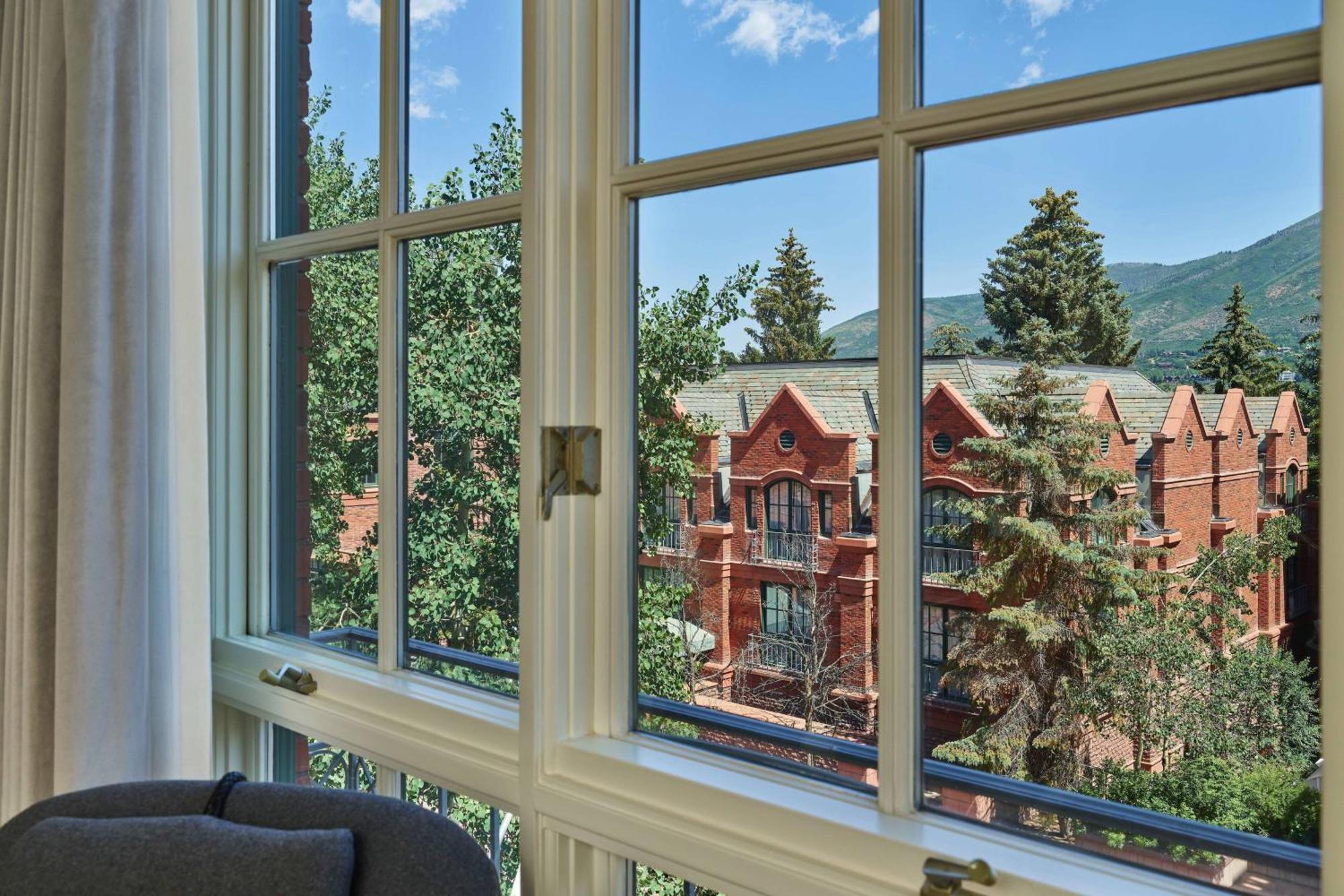 St. Regis Aspen Resort Exterior photo